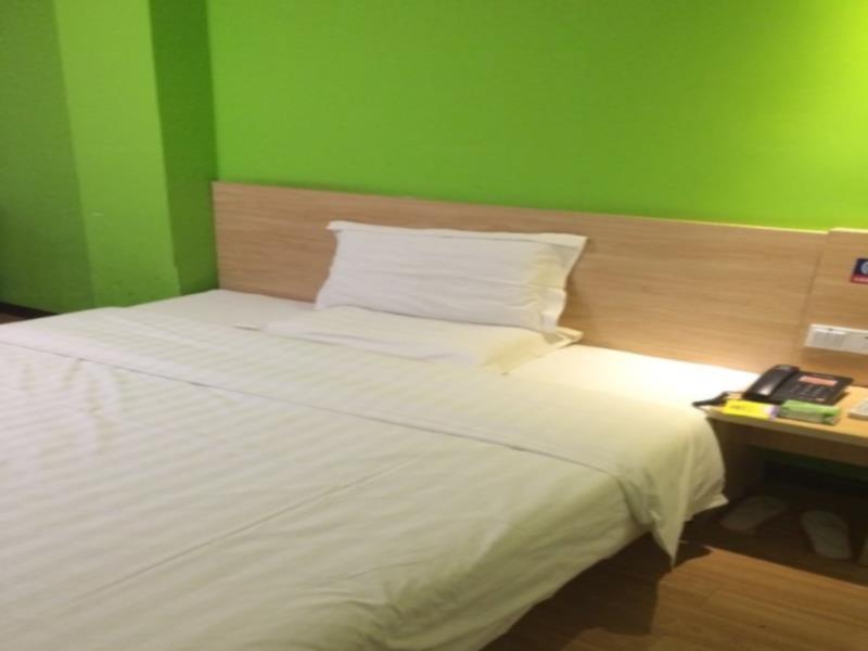 7Days Inn Deyang Zhongjiang Kuishan Park Exterior foto