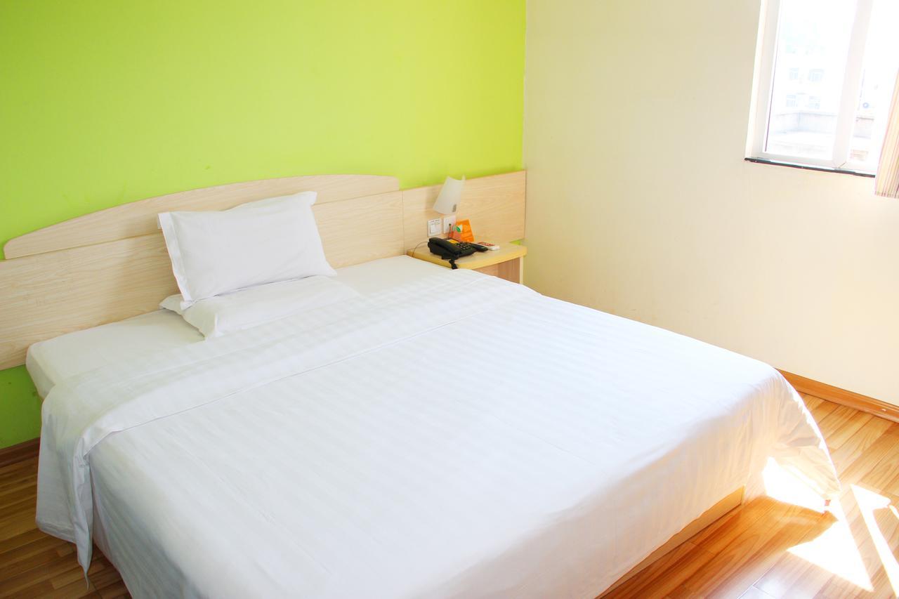 7Days Inn Deyang Zhongjiang Kuishan Park Exterior foto