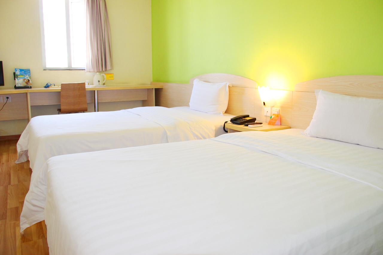 7Days Inn Deyang Zhongjiang Kuishan Park Exterior foto