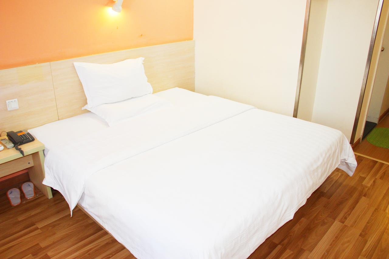 7Days Inn Deyang Zhongjiang Kuishan Park Exterior foto