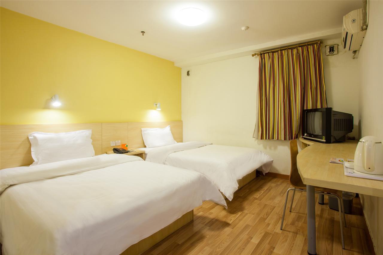 7Days Inn Deyang Zhongjiang Kuishan Park Exterior foto